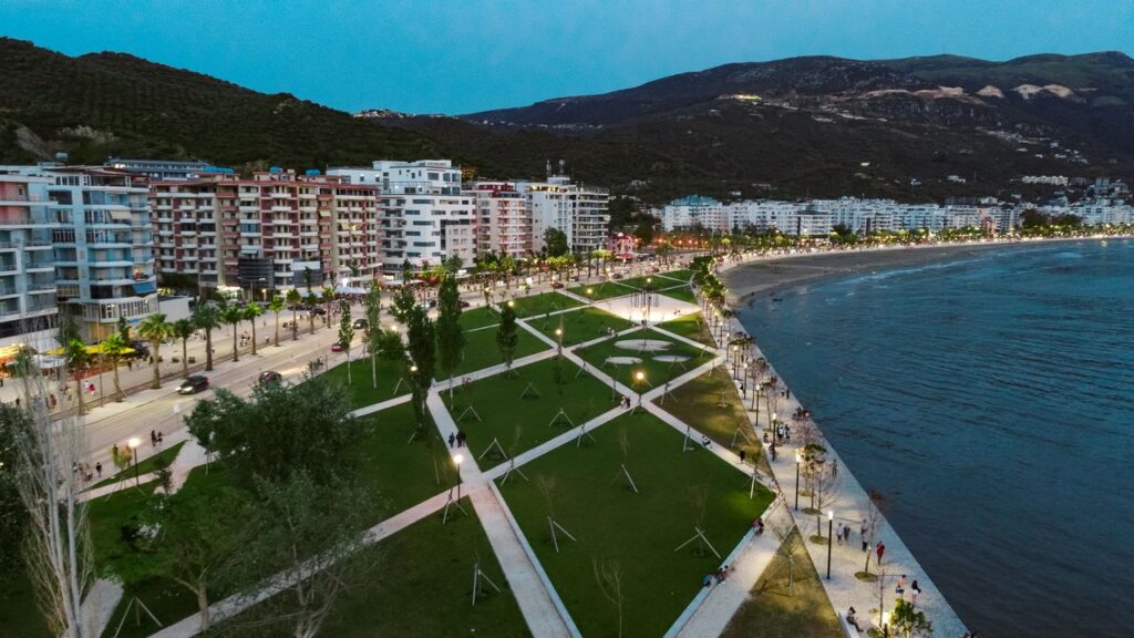 VLORA