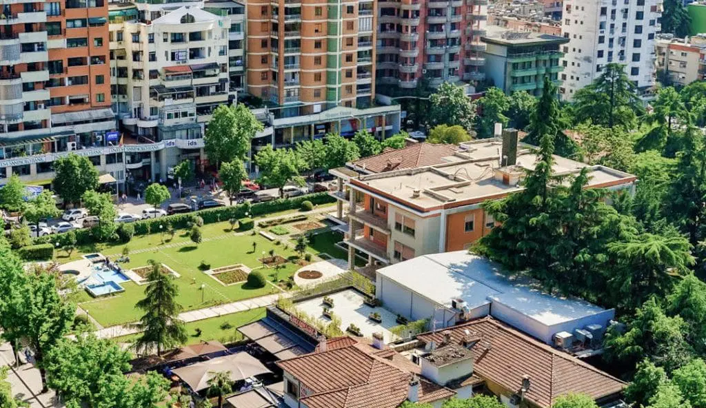 Blloku Enver Hoxha 1024x592 1